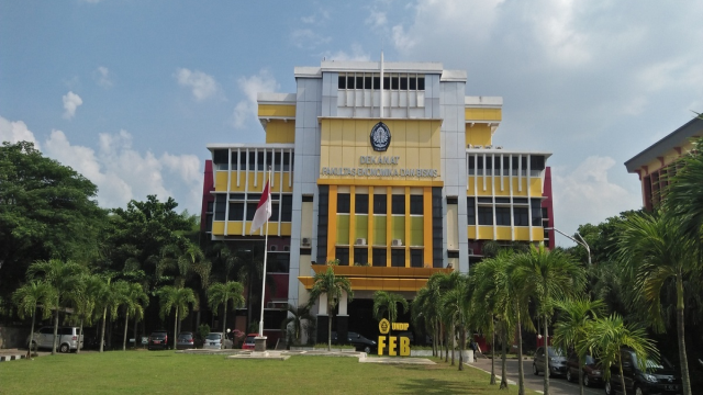 7 Kampus Terbaik Di Semarang Pilihan Banyak Calon Mahasiswa Hebat Di 2025!